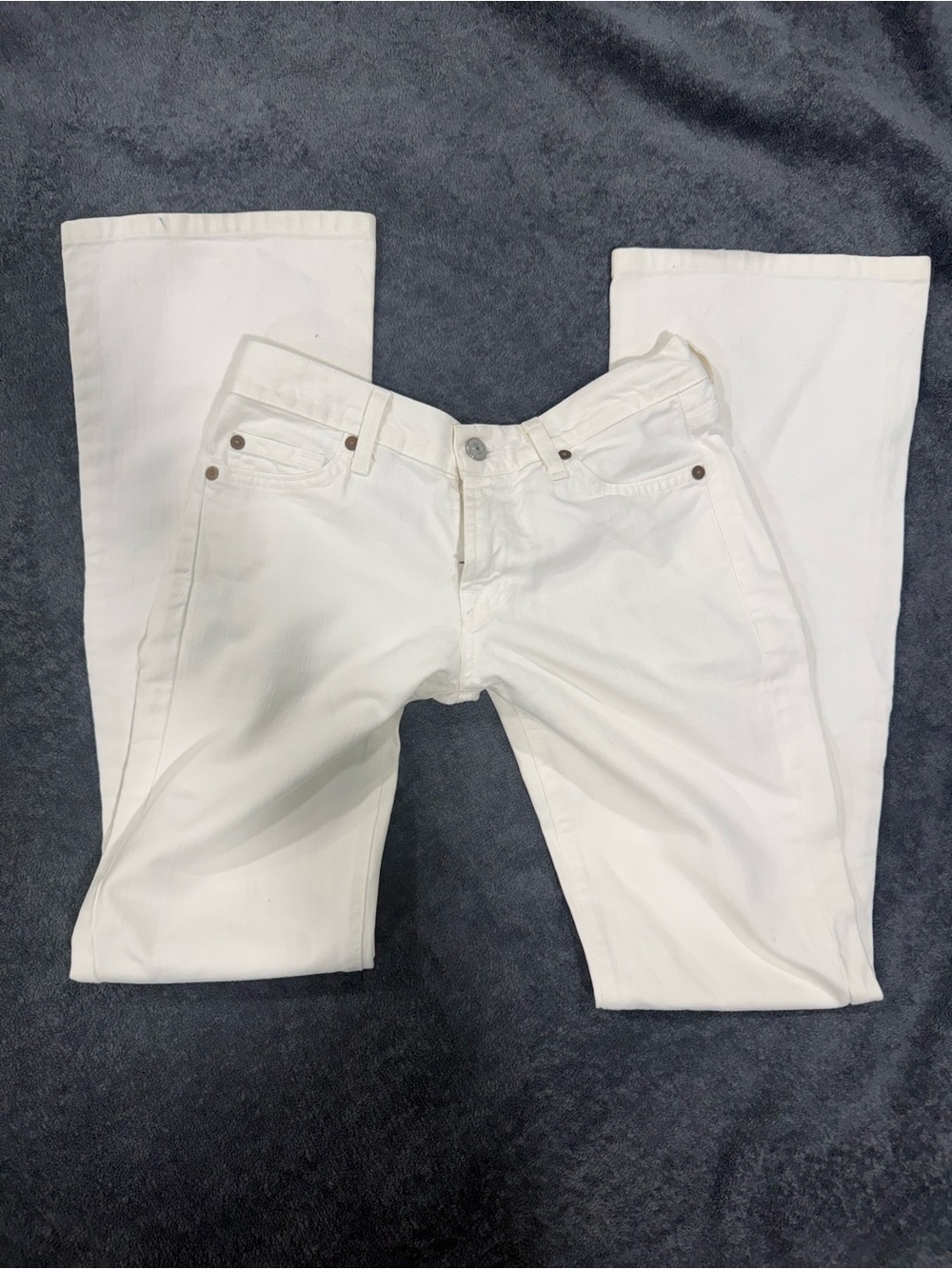 7 for all mankind